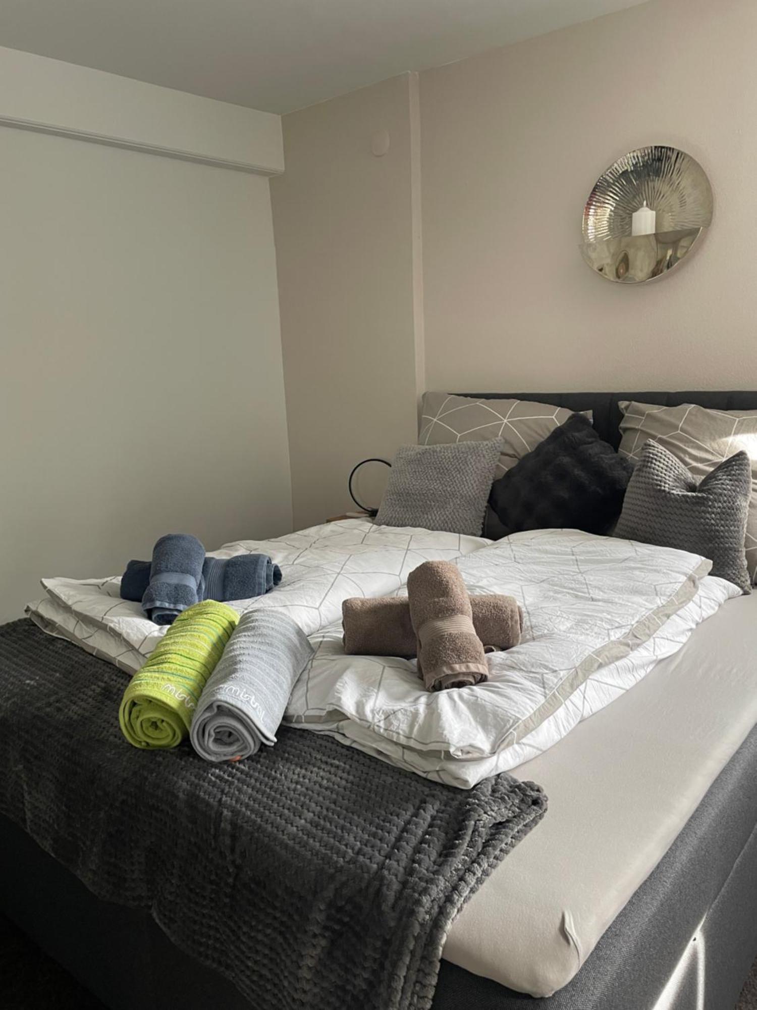 Ferienwohnung Seeromantik In 2 Minuten Am See Radolfzell am Bodensee Exterior foto